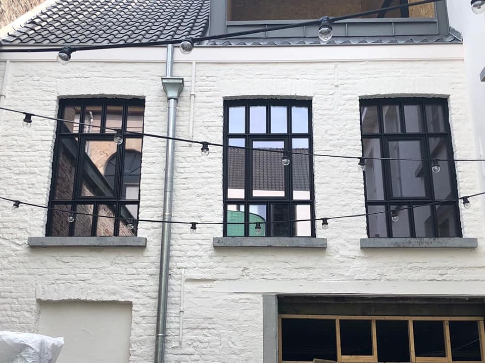 Gent - Aluminium - Ramen en deuren geplaatst door Geco 1